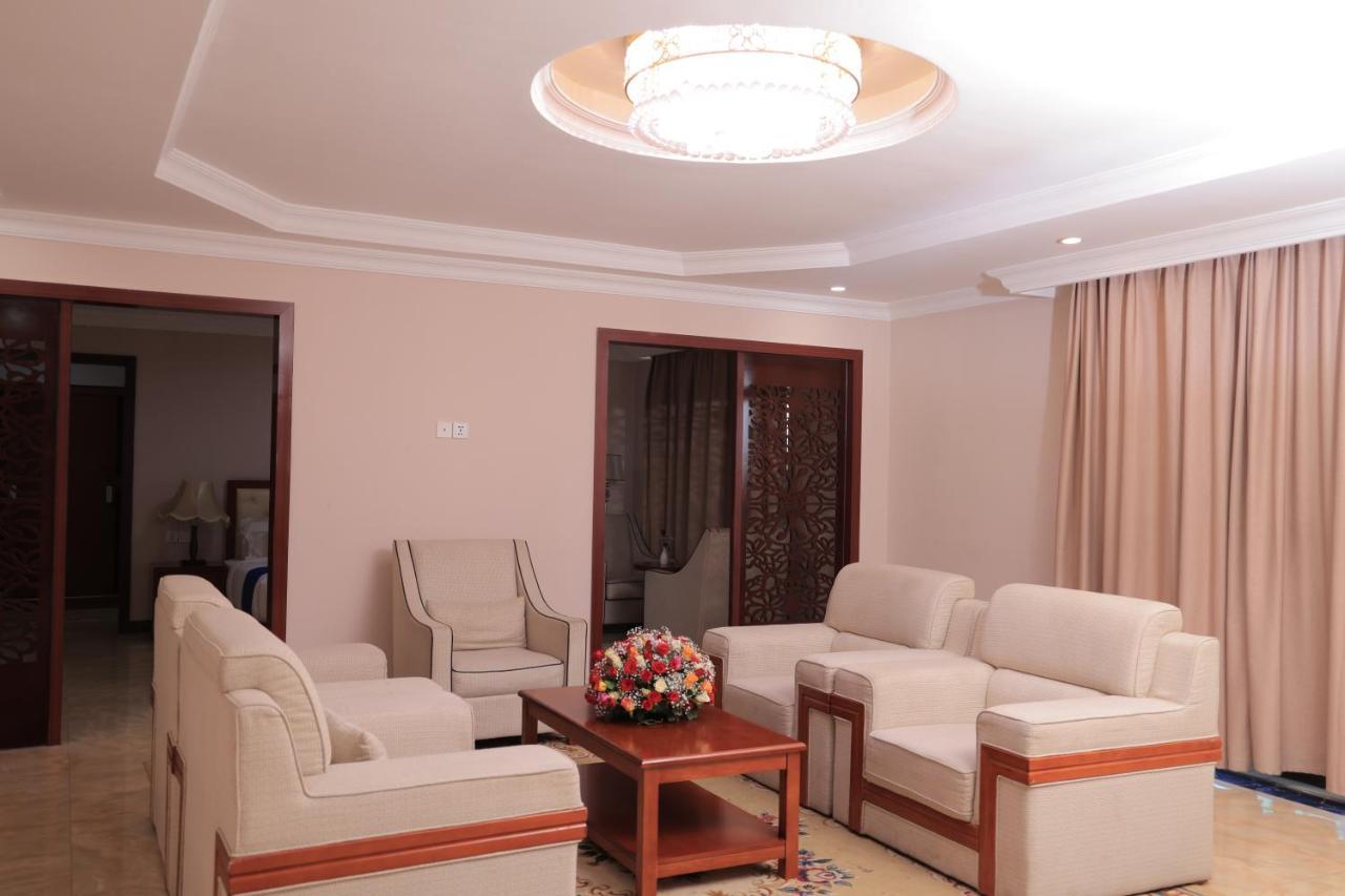 Tolip Olympia Hotel Addis Abeba Buitenkant foto