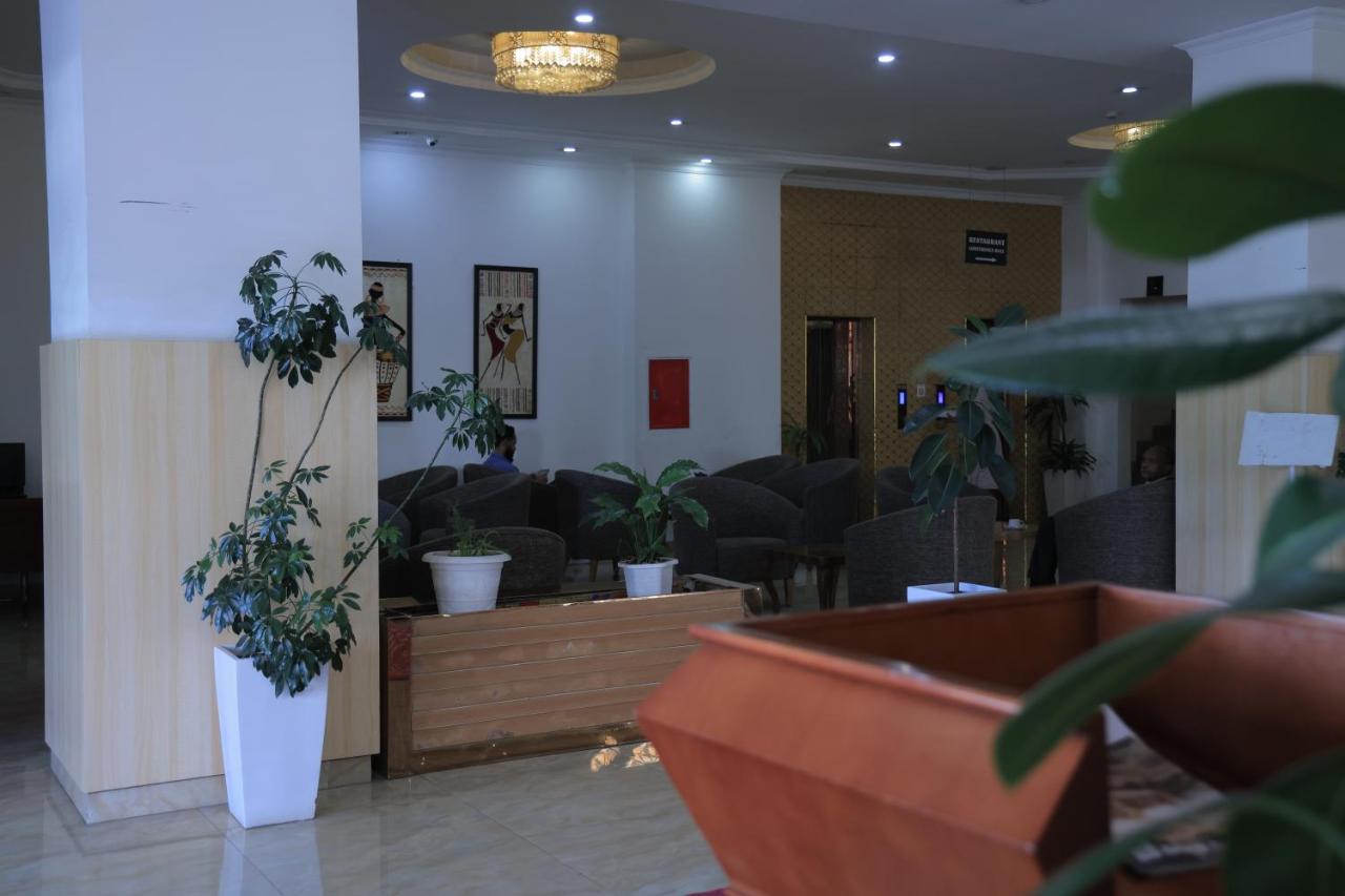 Tolip Olympia Hotel Addis Abeba Buitenkant foto