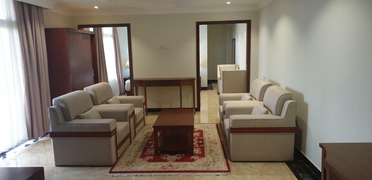 Tolip Olympia Hotel Addis Abeba Buitenkant foto